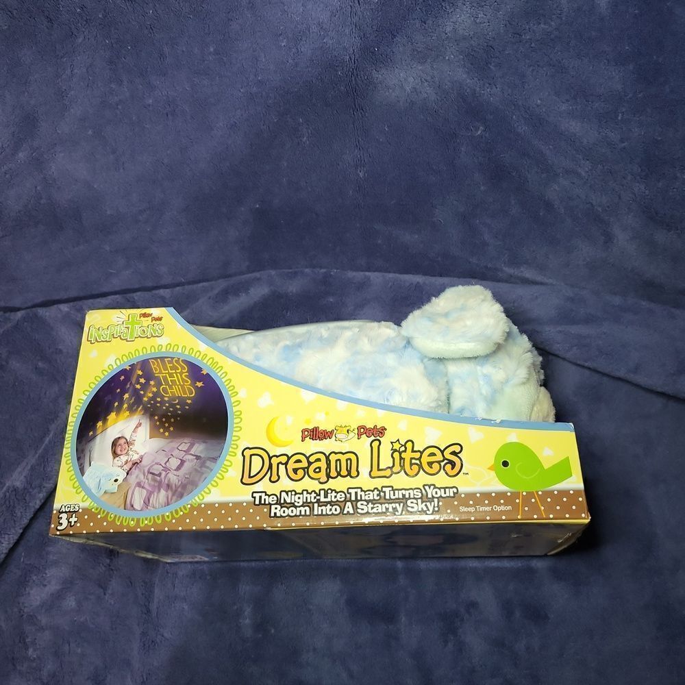 Dream lites prayer puppy! the night light that turns your room into a starry sky